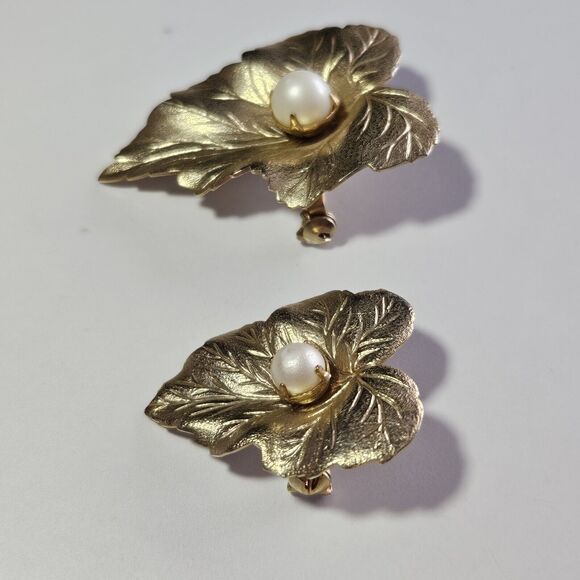 Set 2 Vintage 1959 Textured Gold-tone Chit-Chat Pin Brooch Signed Sarah Coventry - Picture 10 of 11